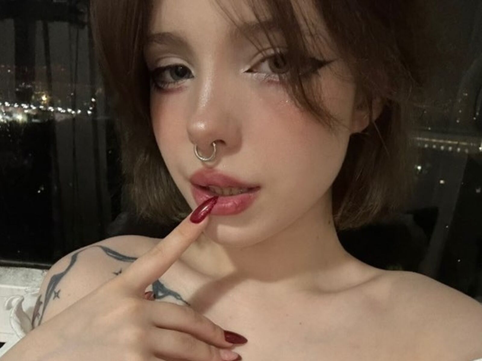 Live cam for DarlineSharp