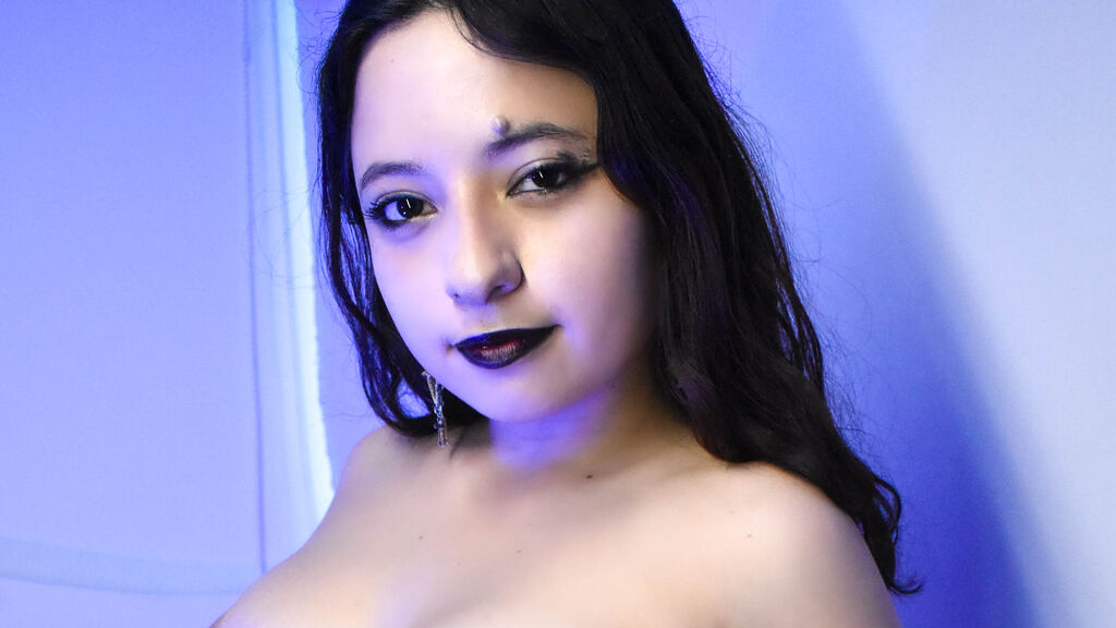 Live Chat with RossiEvans on LiveJasmin