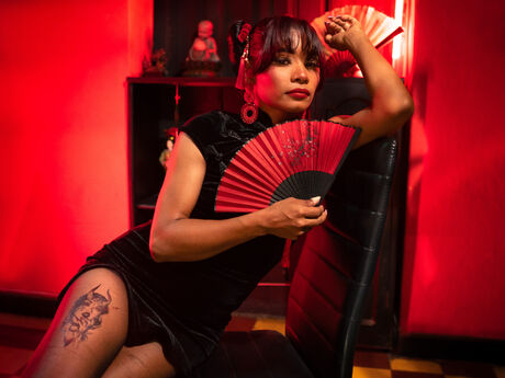 Chat with AtheneaBrown