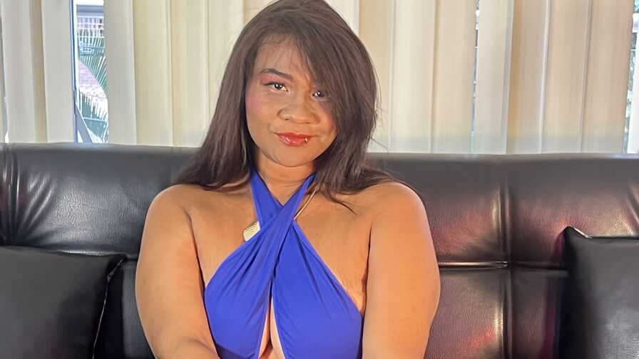 Discover NaylaReyes VIP show