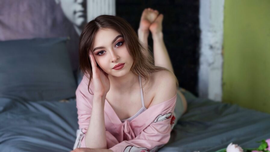 Free Naked MiaMoonee