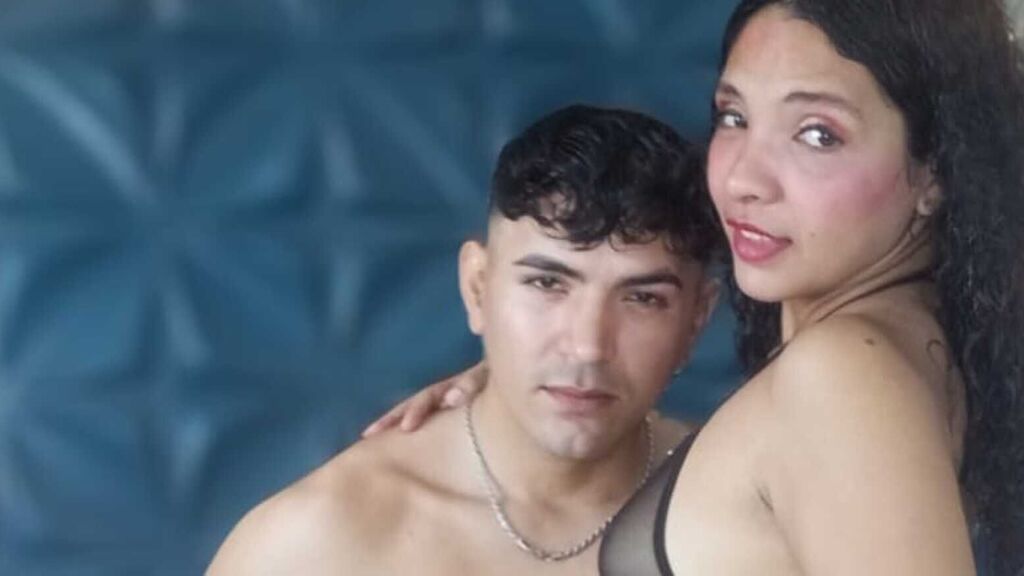 Sex chat gratuit in direct cu KevinAndNell pe LiveJasmin