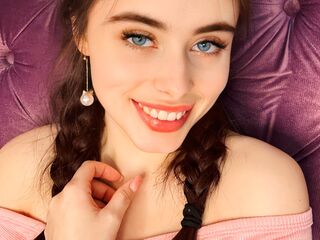 TessaTaylor Brunette live cam models