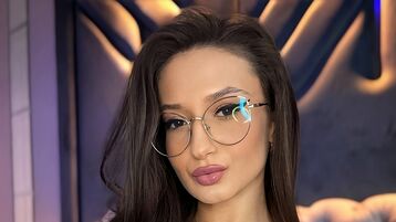 TheaMaleko webcam show