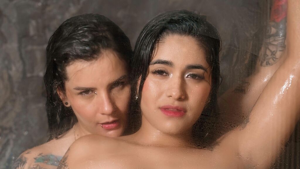 Watch lesbian performer SaraAndMayra from LiveJasmin at GirlsOfJasmin