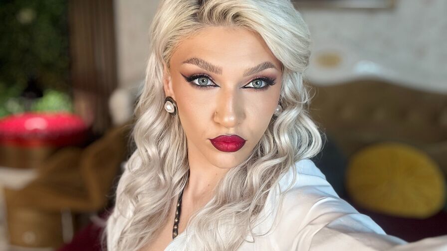 Watch EmmaAmstrong live on shemalefreeporn.net