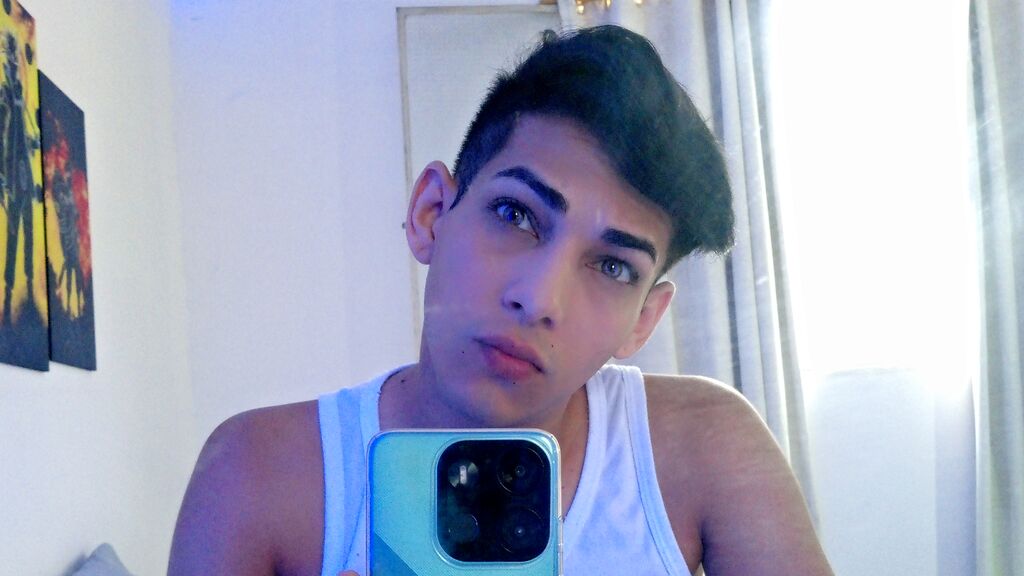 ArturoVenex's profile from LiveJasmin at BoysOfJasmin'