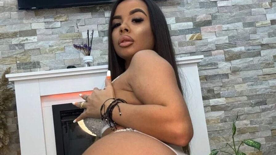 Free Naked SofieElli