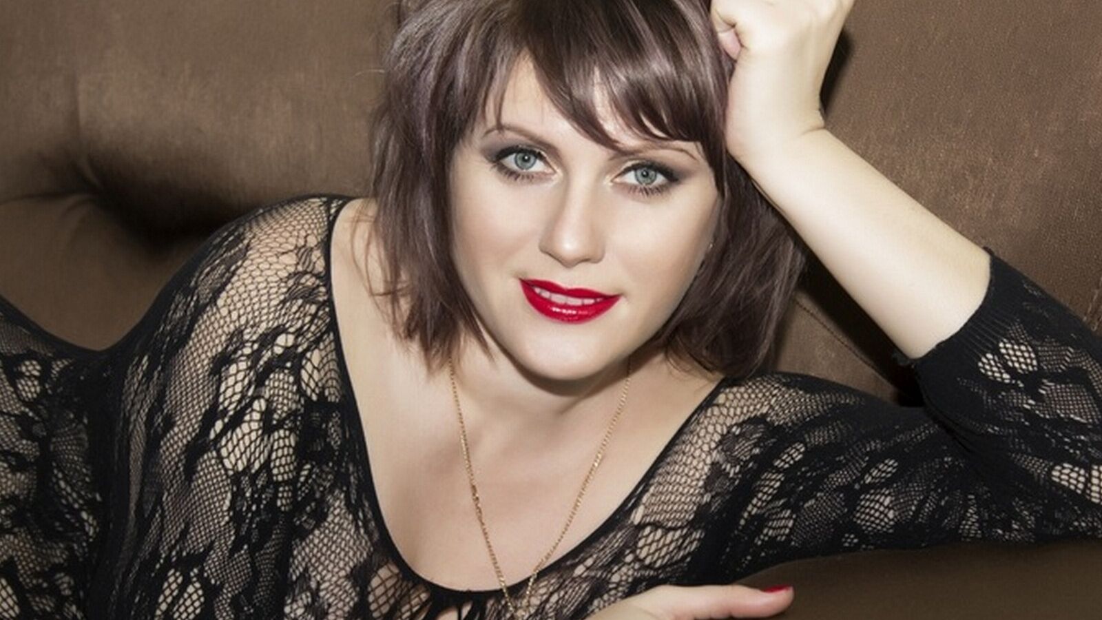 PerisAvery glamour portrait