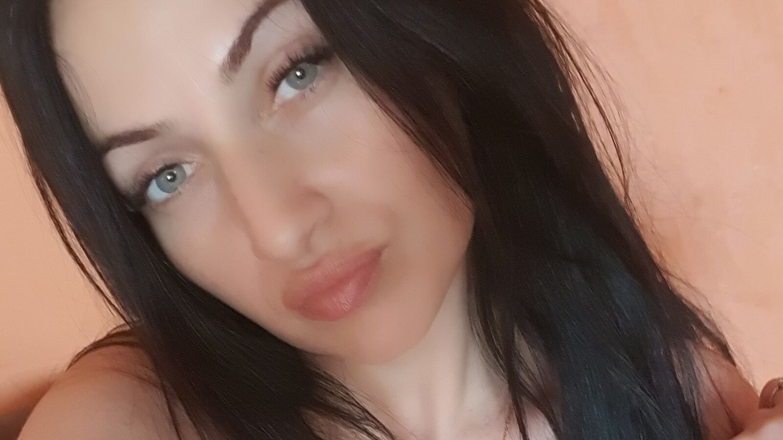 JennyNome erotic portrait