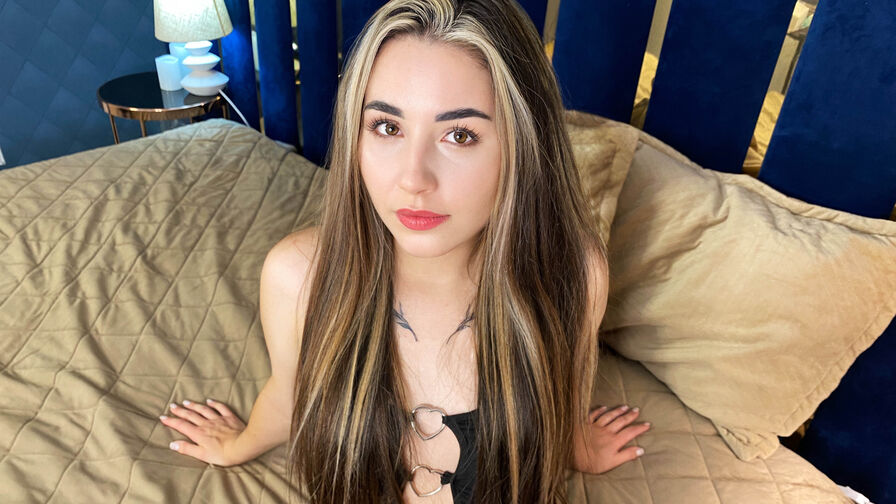 Watch SelineVance live on Sex Girls Blend