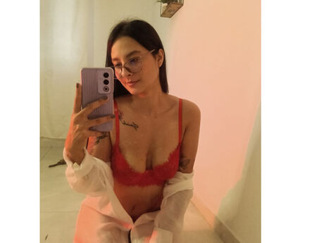 Chat with ScarletRushcai