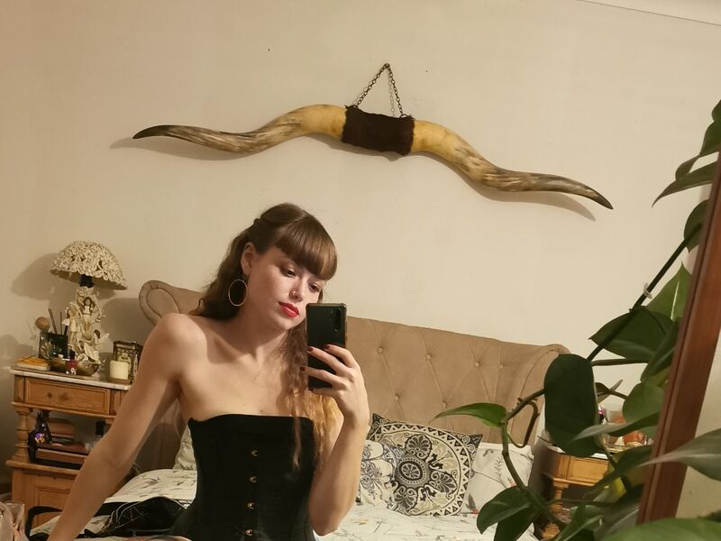 Non-Explicit Image