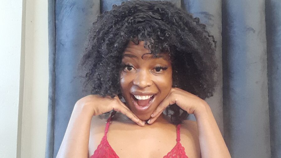 Watch MerleenSiren live on shemalefreeporn.net