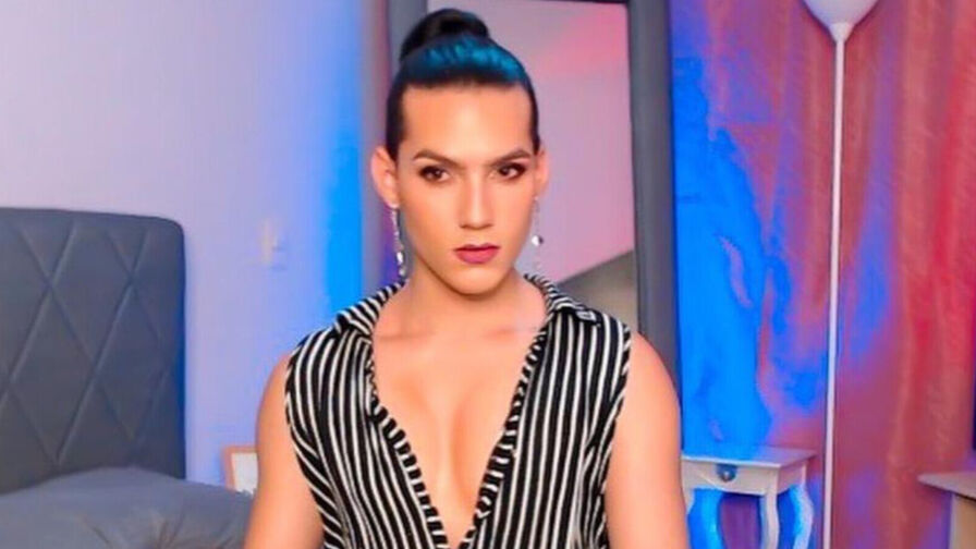 KeniaRoberts