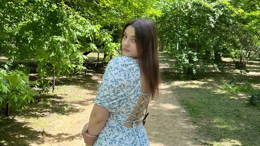 Watch EvangelinaPatee live on shemalefreeporn.net