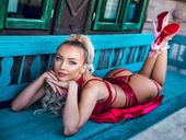 Skinny Blondie Masturbating