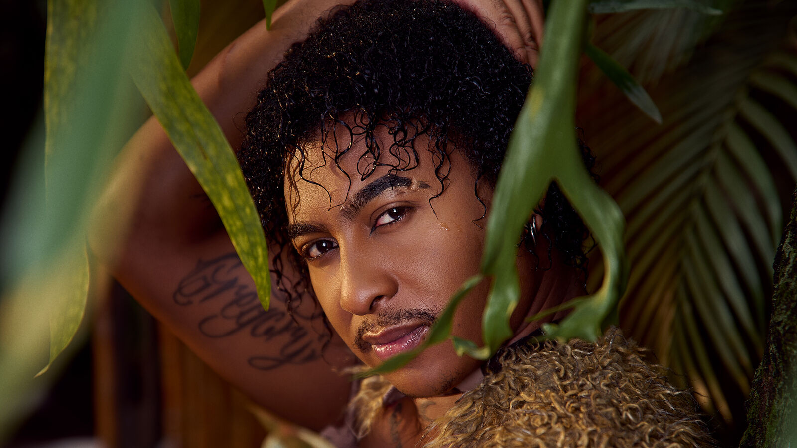 LeoCooper erotic portrait