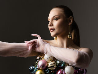 nude group chat AriaWels