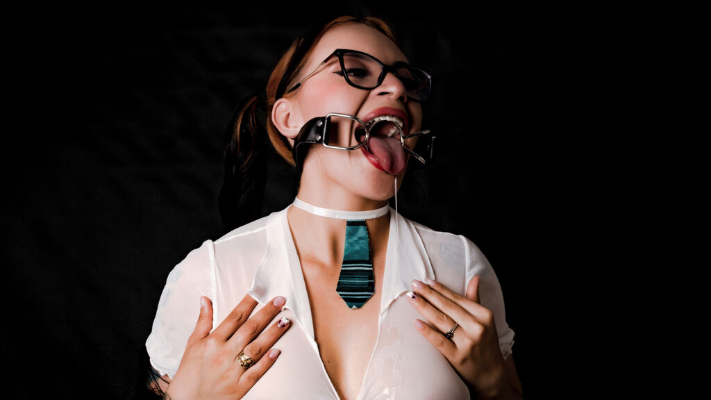 KatalinaJohnson live cam model at LiveJasmin