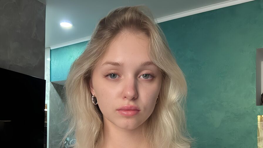 Watch EveMorrison live on shemalefreeporn.net