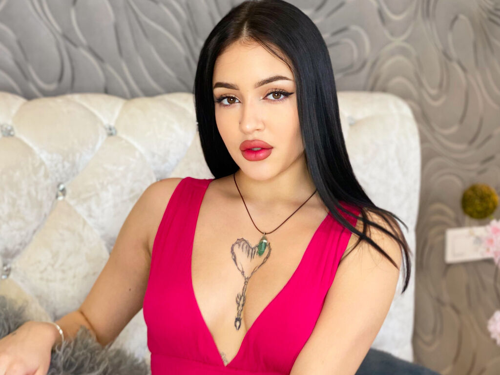 AmaliaCuper webcam show