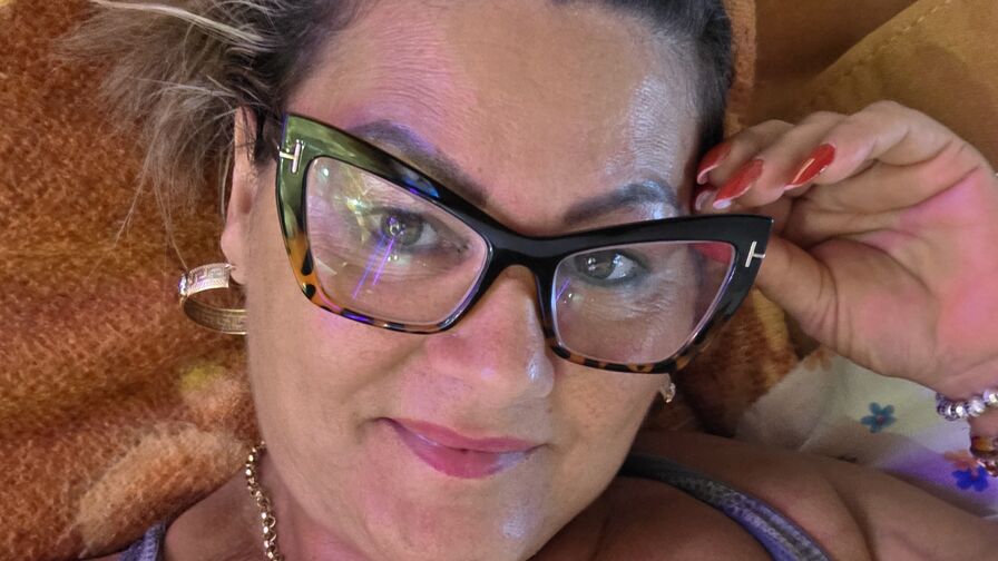 Discover SoniaMoriciove VIP show