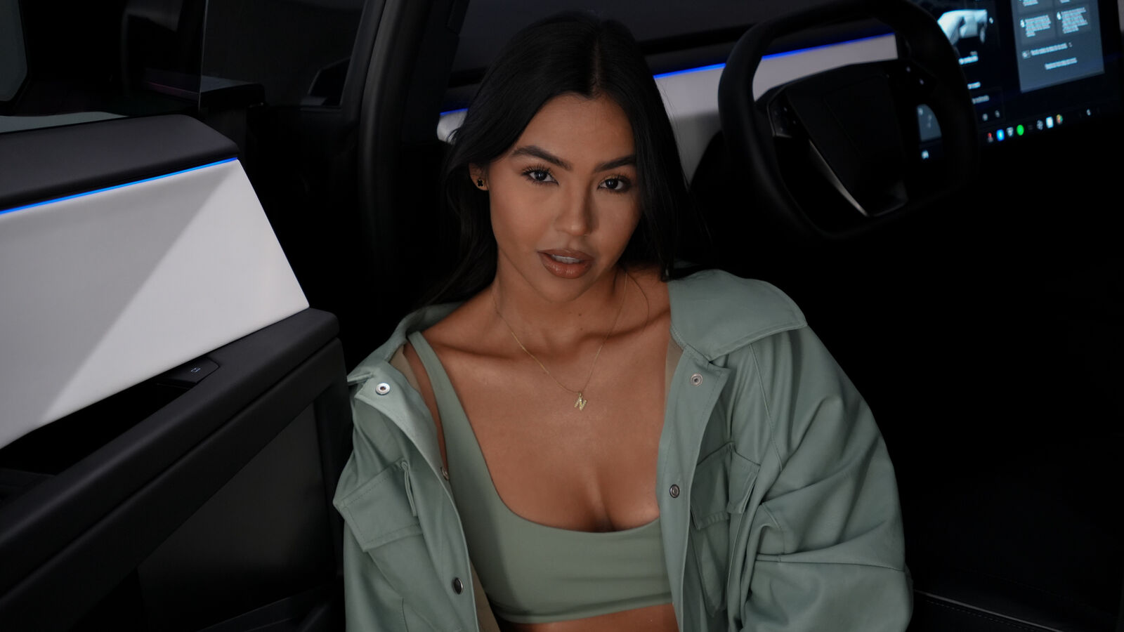 IsabellaMatters erotic portrait