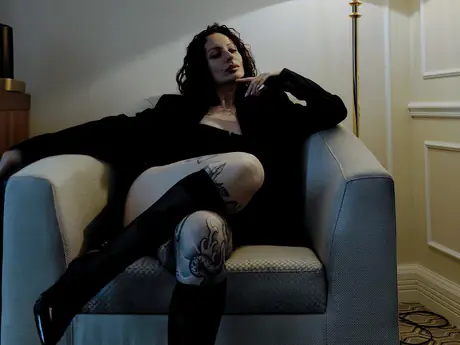 Chat with RoseCrowley
