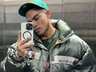 GaySexTotal.com Mikee Scooth