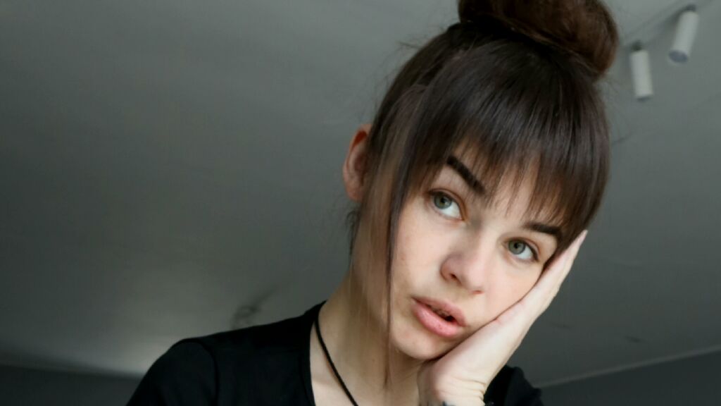 AmatuniLilit cover