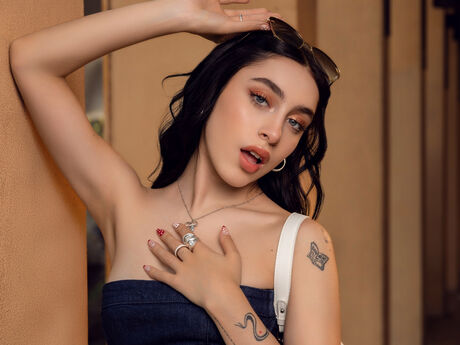 Chat with AliceBelov