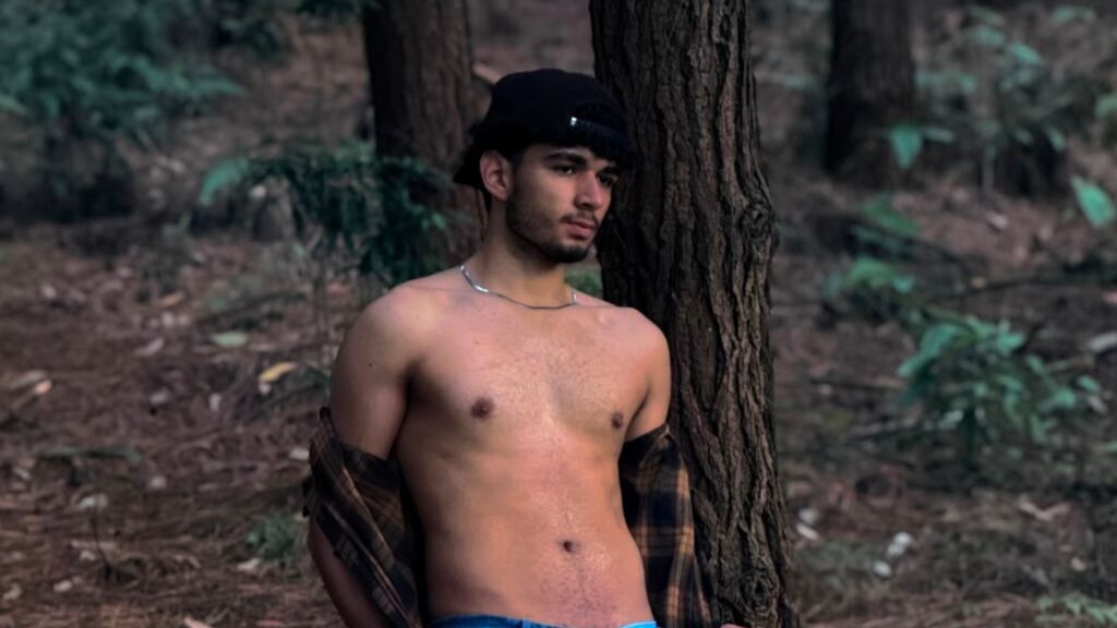 LucasTompson Live Jasmin Cam