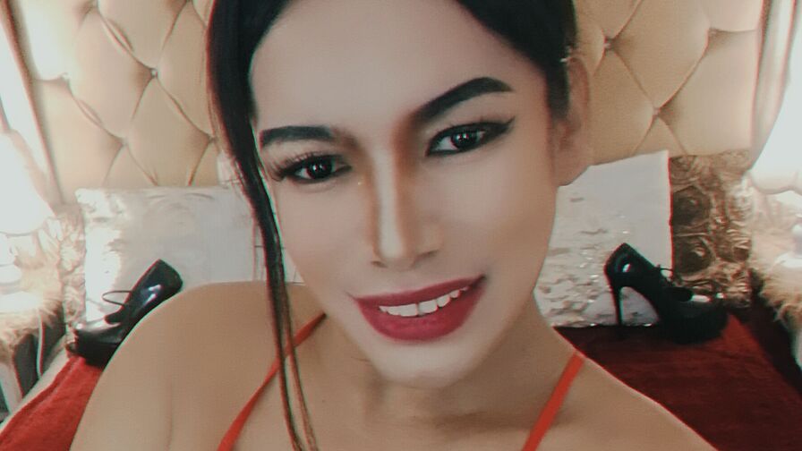 Watch IvannaHards live on Widestreams