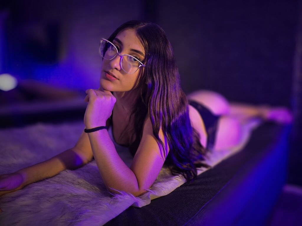 MadelineDemie
