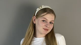 Kostenlos Nackt AntoniaCrumpton