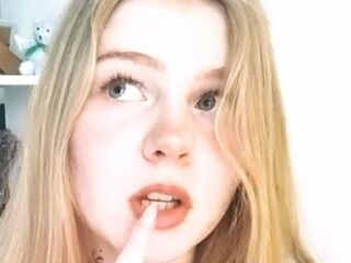 AntoniaCrumpton Budget Sex Chat
