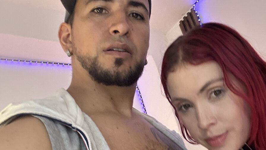 VIP Live Sex Chat with SelenaAndYach