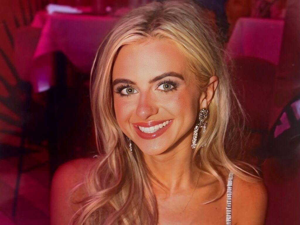 AvaJClaire Profile Image
